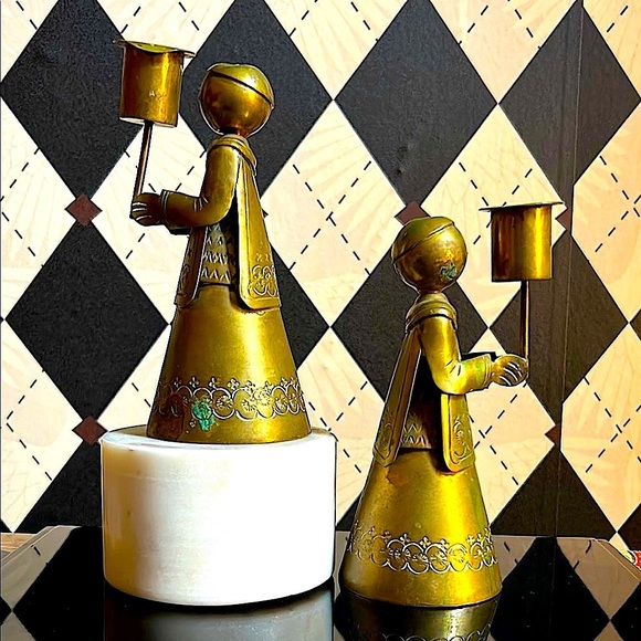 Vintage Brass Altar Figurine Candle Holders – Hand Hammered Rare Matching Pair - Picture 10 of 10